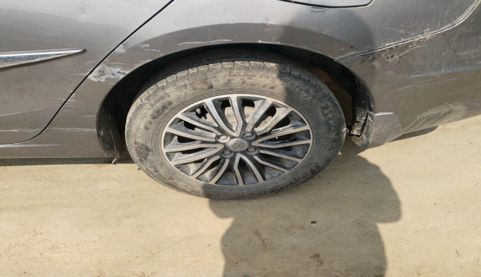 2018 Maruti Ciaz DELTA DIESEL 1.3, Diesel, Manual, 1,07,096 km, tyre