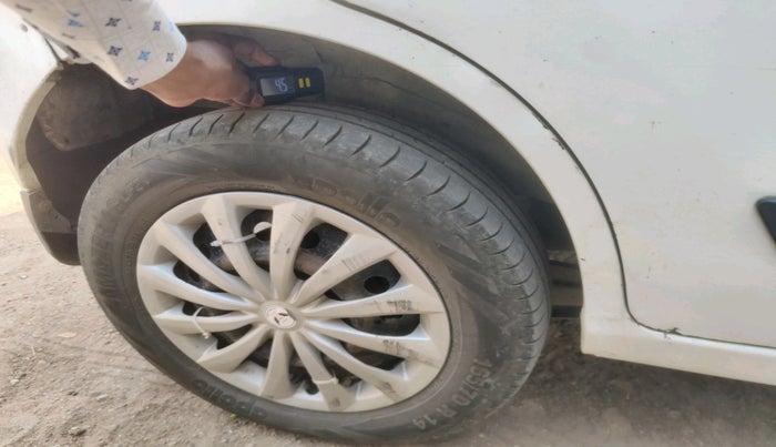 2011 Maruti Wagon R 1.0 VXI, CNG, Manual, 1,66,128 km, tyre