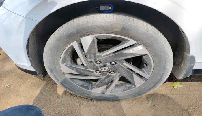 2023 Hyundai NEW I20 ASTA (O) 1.2 MT, Petrol, Manual, 18,072 km, tyre