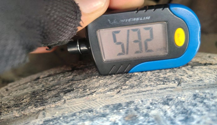 2014 Hyundai i20 ASTA 1.2, Petrol, Manual, 78,688 km, tyre