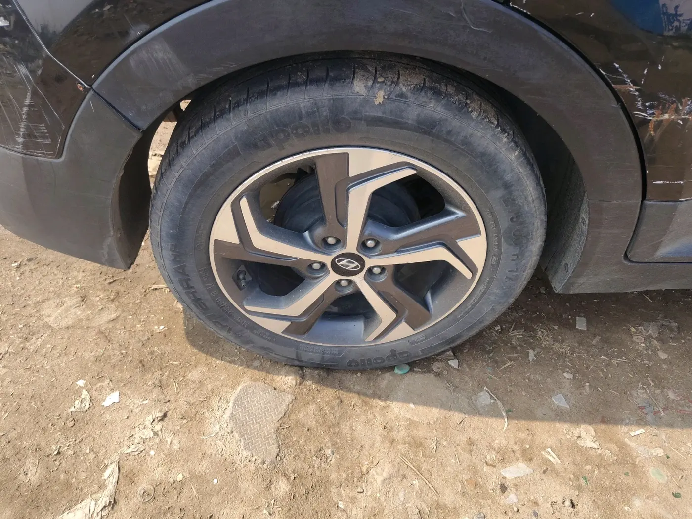2018 Hyundai Creta SX AT 1.6 DIESEL, Diesel, Automatic, 1,00,904 km, tyre