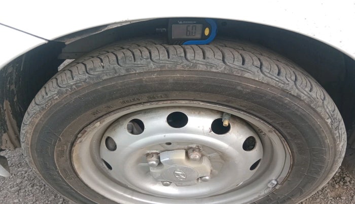 2018 Hyundai Eon ERA +, Petrol, Manual, 1,13,469 km, tyre