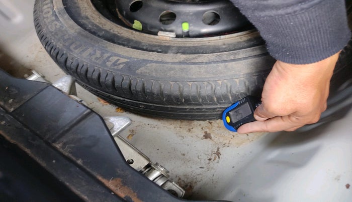 2018 Maruti Dzire VXI, Petrol, Manual, 17,070 km, tyre