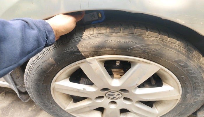 2011 Volkswagen Vento HIGHLINE PETROL AT, Petrol, Automatic, 58,700 km, tyre