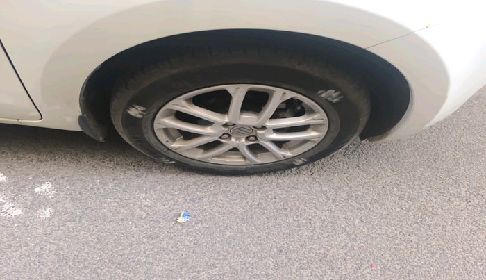 2020 Maruti Swift ZXI AMT, Petrol, Automatic, 22,004 km, tyre