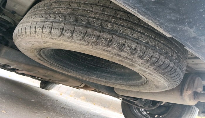 2022 KIA CARENS PRESTIGE 1.5 DIESEL 7 STR, Diesel, Manual, 1,06,835 km, tyre