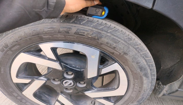 2023 Nissan MAGNITE XV MT, Petrol, Manual, 27,952 km, tyre