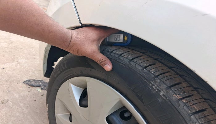 2014 Maruti Celerio VXI, CNG, Manual, 1,15,711 km, tyre