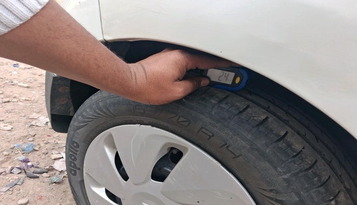 2014 Maruti Celerio VXI, CNG, Manual, 1,15,711 km, tyre