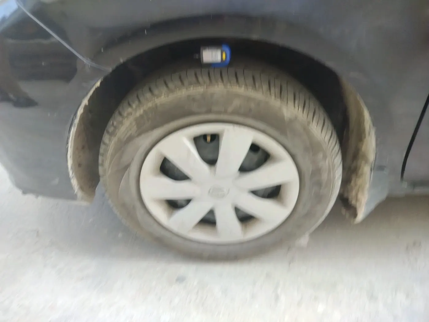 2011 Nissan Sunny XL, Petrol, Manual, 76,708 km, tyre