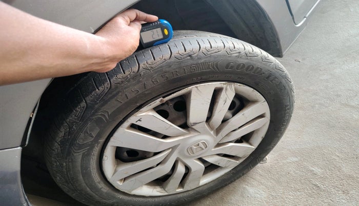 2015 Honda Jazz 1.2L I-VTEC SV, Petrol, Manual, 89,073 km, tyre