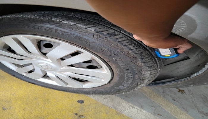 2015 Honda Jazz 1.2L I-VTEC SV, Petrol, Manual, 89,073 km, tyre