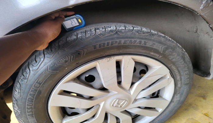 2015 Honda Jazz 1.2L I-VTEC SV, Petrol, Manual, 89,073 km, tyre