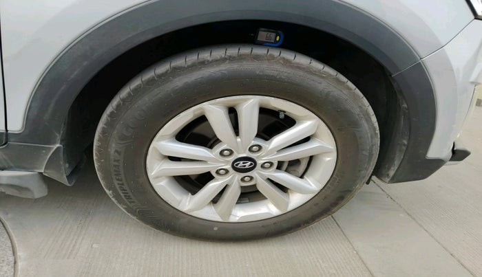 2018 Hyundai Creta SX PLUS 1.6 PETROL, Petrol, Manual, 83,772 km, tyre