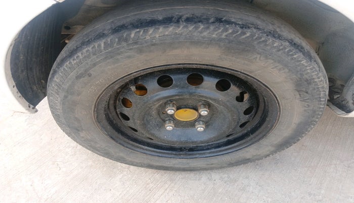 2013 Hyundai i20 SPORTZ 1.4 CRDI, Diesel, Manual, 88,765 km, tyre