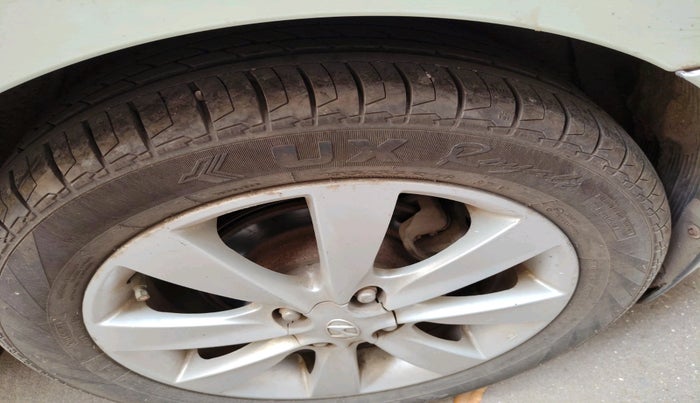 2012 Hyundai Verna FLUIDIC 1.6 VTVT SX, Petrol, Manual, 40,764 km, tyre