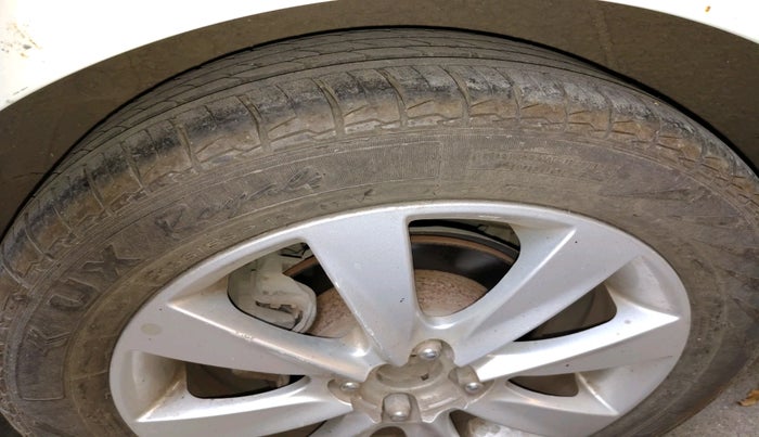 2012 Hyundai Verna FLUIDIC 1.6 VTVT SX, Petrol, Manual, 40,764 km, tyre