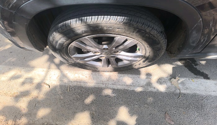 2016 Maruti Vitara Brezza ZDI, Diesel, Manual, 2,42,016 km, tyre