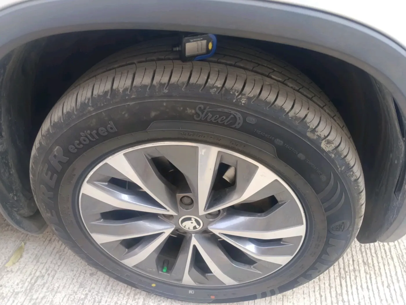 2023 Skoda Kodiaq SPORTLINE, Petrol, Automatic, 44,901 km, tyre