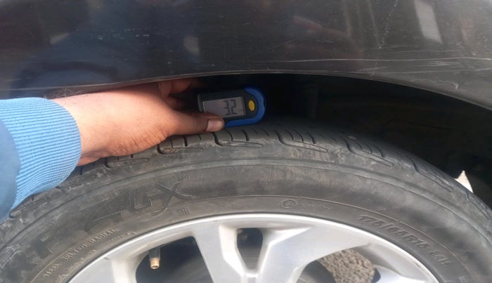 2019 Honda Amaze 1.2L I-VTEC VX, Petrol, Manual, 1,77,280 km, tyre