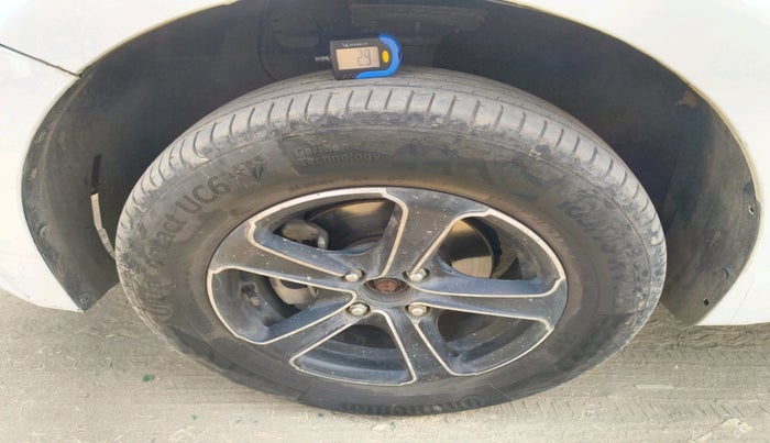 2016 Hyundai Elite i20 MAGNA 1.4 CRDI, Diesel, Manual, 93,287 km, tyre