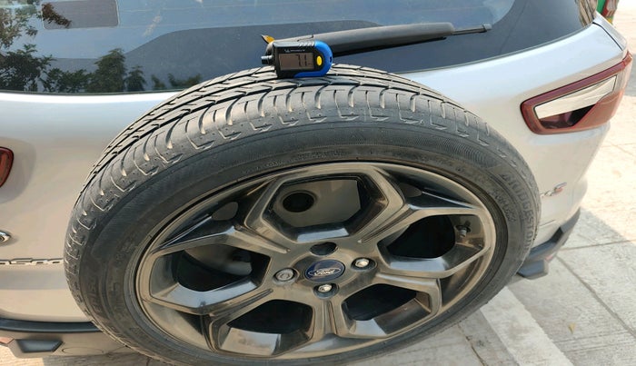 2019 Ford Ecosport TITANIUM 1.0L ECOBOOST SPORTS(SUNROOF), Petrol, Manual, 54,744 km, tyre