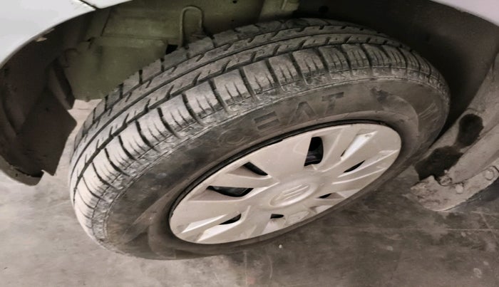 2012 Maruti Swift VDI, Diesel, Manual, 81,338 km, tyre