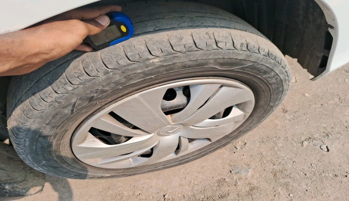 2021 Honda Amaze 1.2L I-VTEC S, Petrol, Manual, 1,05,198 km, tyre