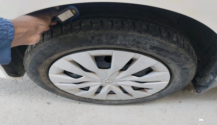 2021 Toyota YARIS J MT, Petrol, Manual, 21,793 km, tyre