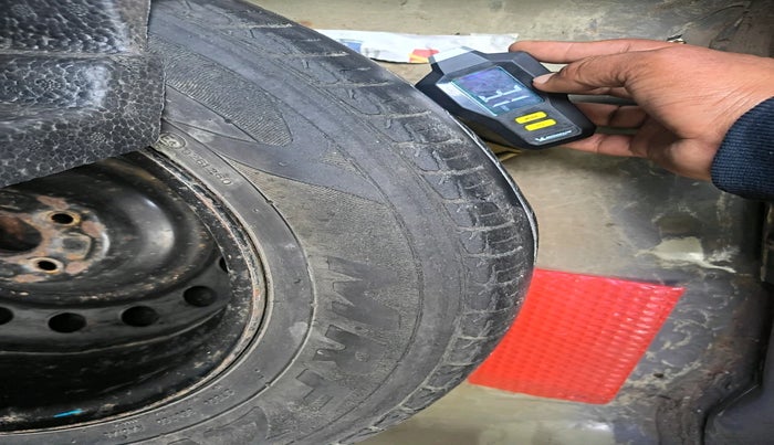 2016 Maruti Ciaz VDI+ SHVS, Diesel, Manual, 1,57,455 km, tyre