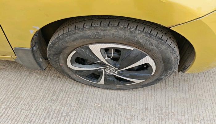 2014 Maruti Celerio VXI CNG, CNG, Manual, 59,155 km, tyre