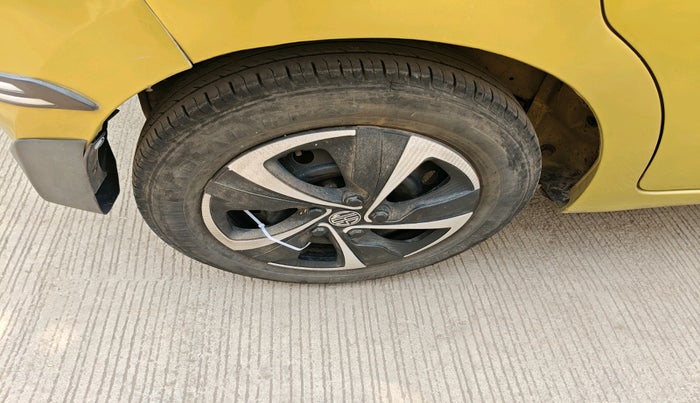 2014 Maruti Celerio VXI CNG, CNG, Manual, 59,155 km, tyre