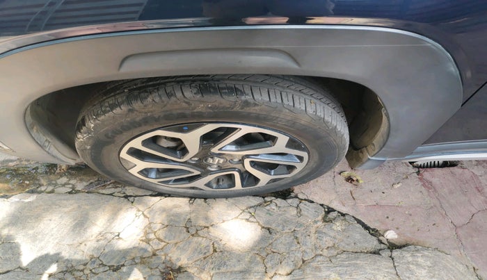 2024 Maruti FRONX ALPHA 1.0L TURBO 6 AT, Petrol, Automatic, 9,131 km, tyre