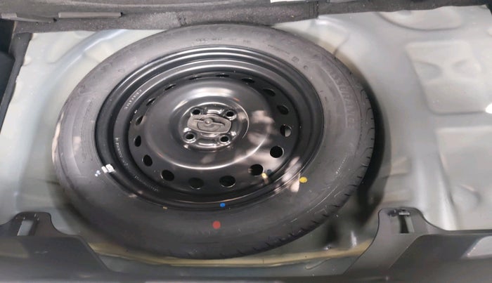 2024 Maruti FRONX ALPHA 1.0L TURBO 6 AT, Petrol, Automatic, 9,131 km, tyre