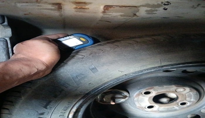 2014 Honda Amaze 1.2L I-VTEC S, Petrol, Manual, 93,952 km, tyre