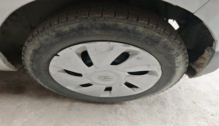 2016 Maruti Celerio ZXI, Petrol, Manual, 56,394 km, tyre