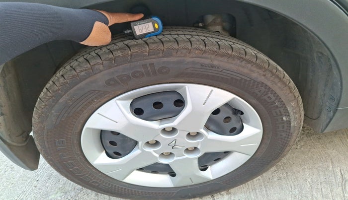 2024 Mahindra XUV 3XO MX3 1.2 L TCMPFi, Petrol, Manual, 10,868 km, tyre