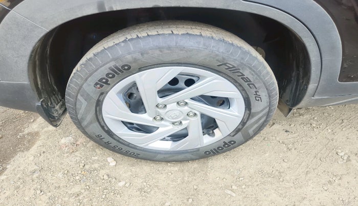 2025 Hyundai Creta E 1.5 DIESEL, Diesel, Manual, 10,136 km, tyre