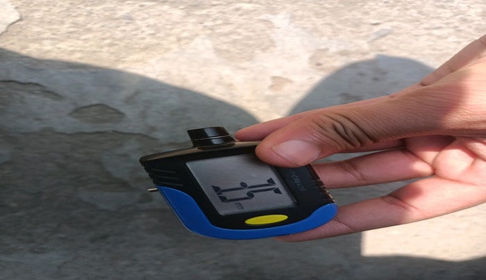 2022 KIA CARENS PRESTIGE 1.5 DIESEL 7 STR, Diesel, Manual, 2,12,614 km, tyre