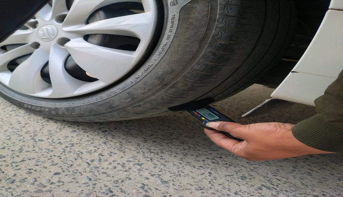 2016 Maruti Baleno DELTA PETROL 1.2, Petrol, Manual, 53,068 km, tyre