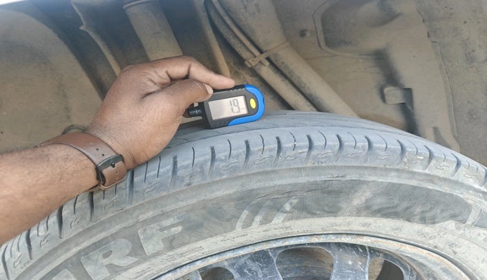 2014 Nissan Terrano XL (D), Diesel, Manual, 1,50,000 km, tyre