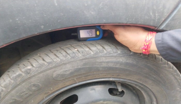 2017 Datsun Redi Go S 1.0, Petrol, Manual, 67,225 km, tyre