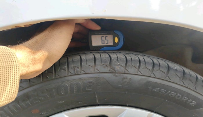 2021 Maruti Alto LXI CNG, CNG, Manual, 1,19,179 km, tyre