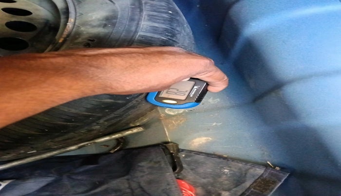 2014 Hyundai Xcent S 1.2, Petrol, Manual, 1,14,377 km, tyre