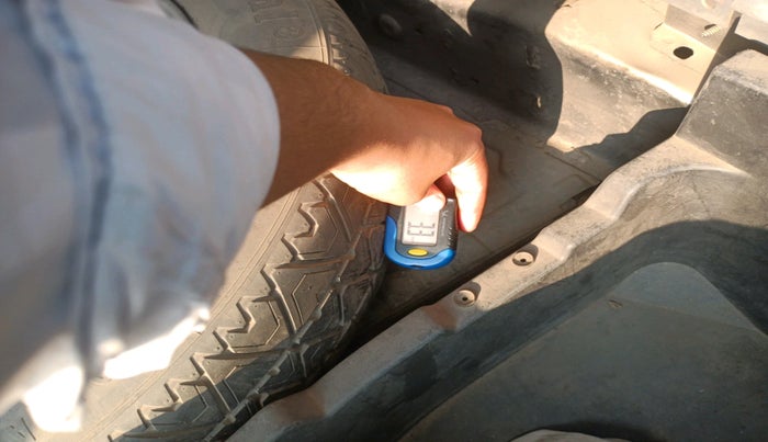 2012 BMW X6 XDRIVE 30 D, Diesel, Automatic, 1,52,750 km, tyre