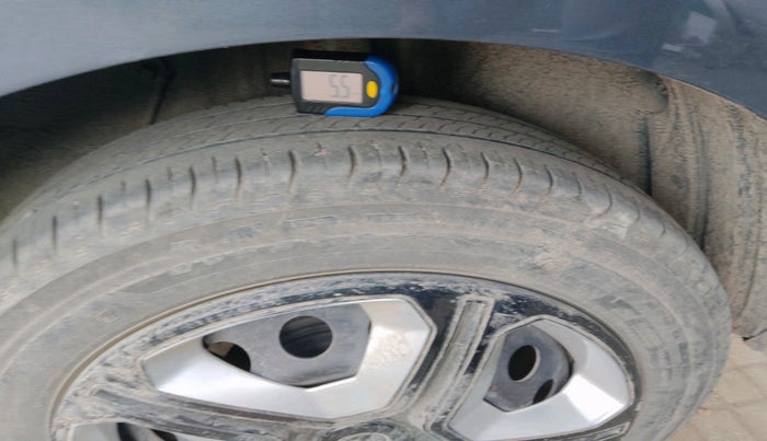 2023 Tata ALTROZ XM PLUS PETROL, Petrol, Manual, 65,245 km, tyre