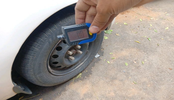 2011 Hyundai i20 MAGNA 1.2, Petrol, Manual, 70,000 km, tyre