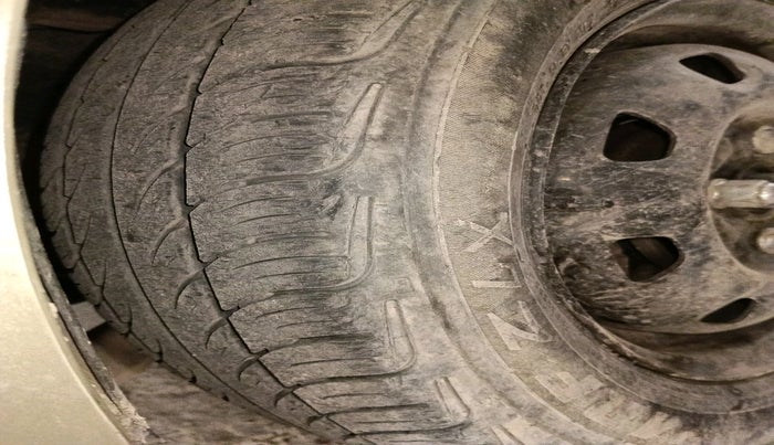 2011 Hyundai Santro Xing GLS PLUS AUDIO, Petrol, Manual, 91,136 km, tyre