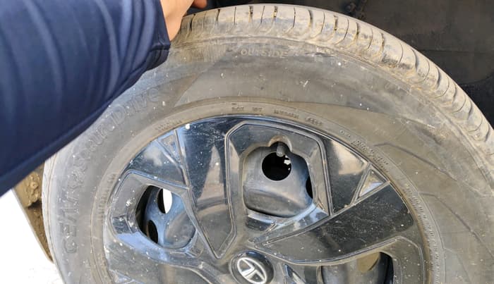 2022 Tata PUNCH ADVENTURE MT, Petrol, Manual, 12,837 km, tyre