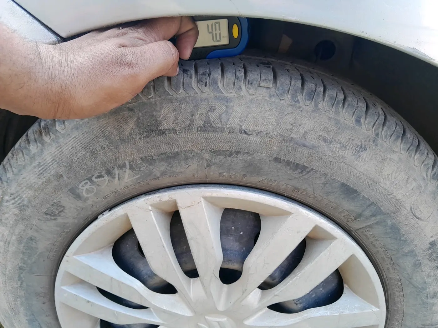 2018 Maruti Dzire VXI, Petrol, Manual, 47,312 km, tyre